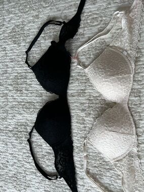 Victoria's Secret Sexy Tee Lacie wireless push-up bras